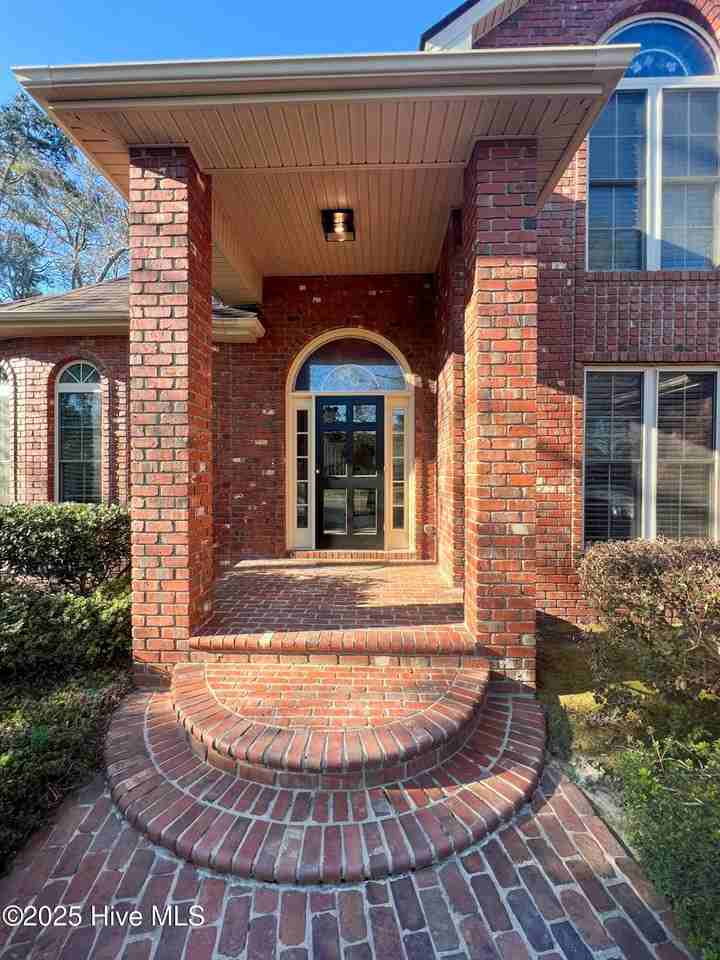 203 Westchester Dr - Photo 2 of 31