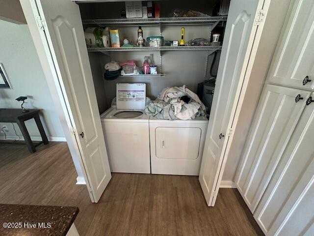 210 Twin Lakes Ct - Photo 6 of 17