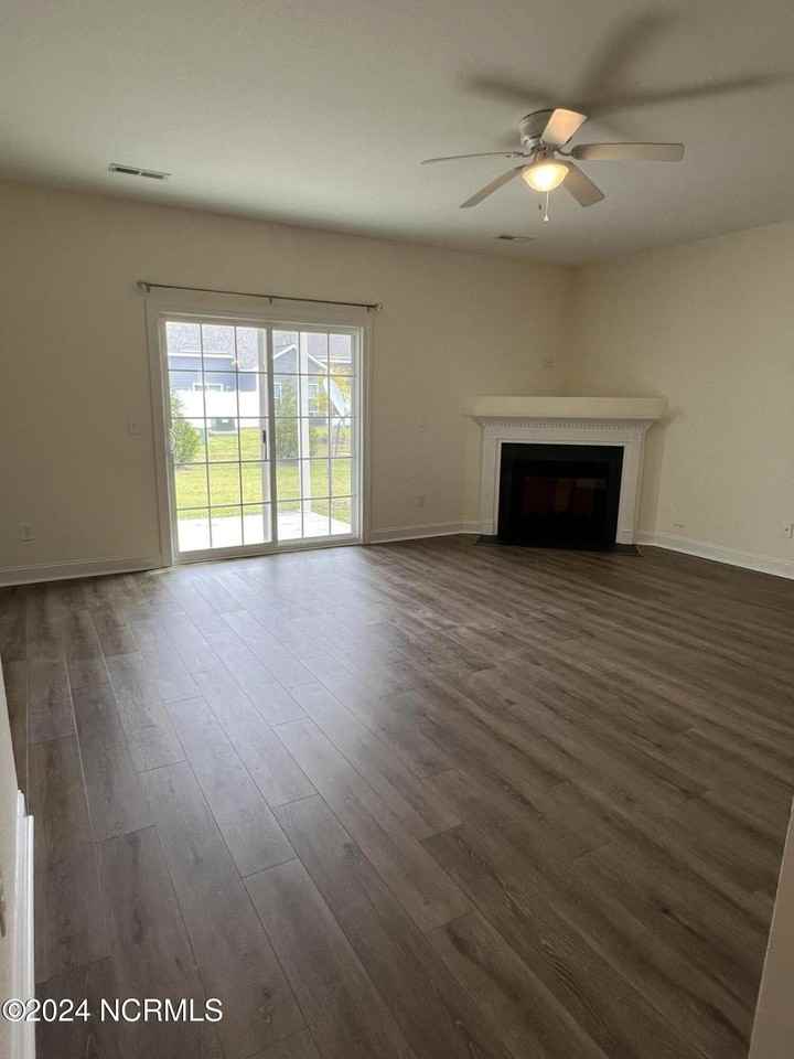 2404 Chavis Dr Unit B #B - Photo 7 of 21