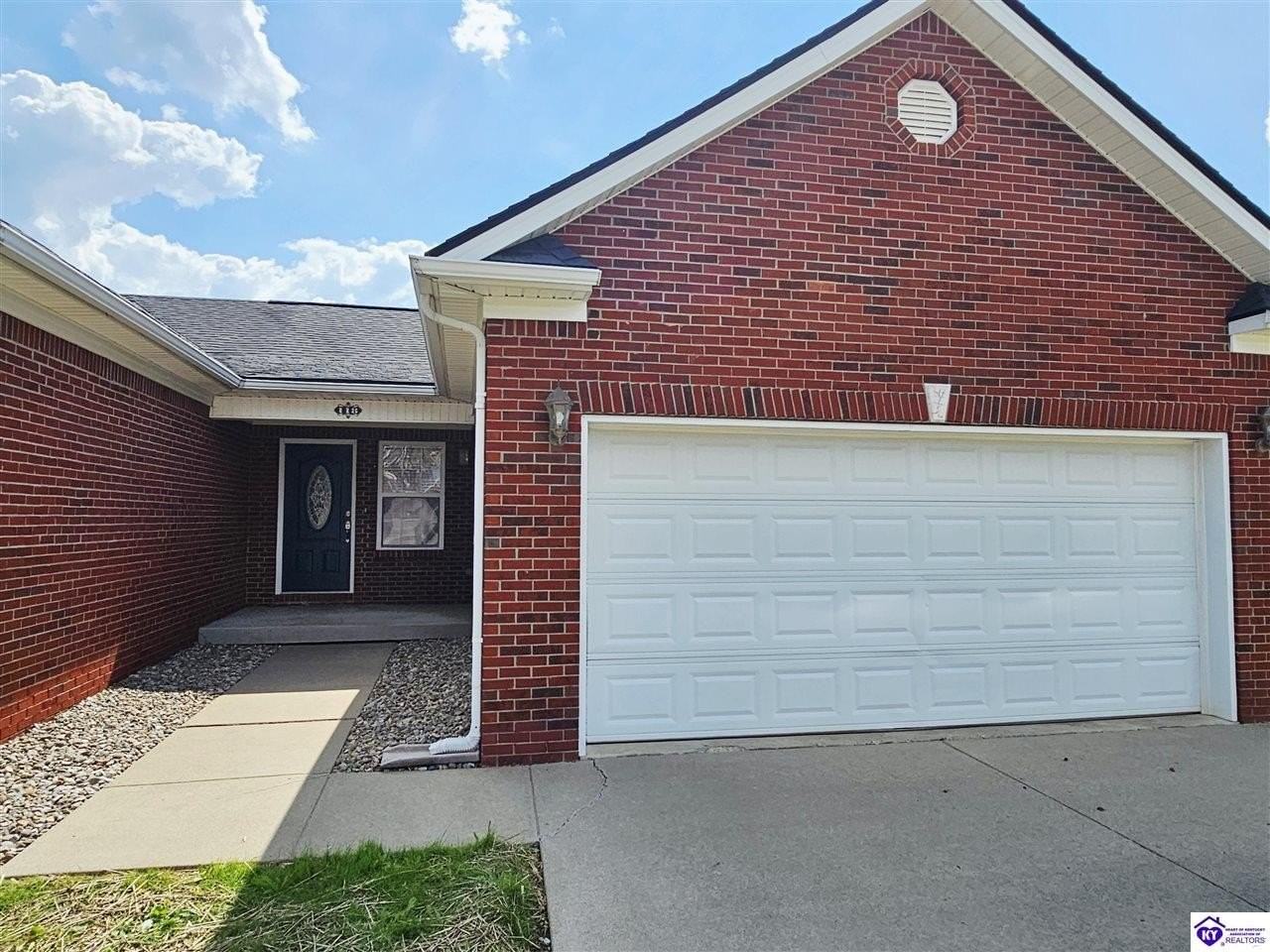 118 Twin Lakes Drive - Photo 3 of 45