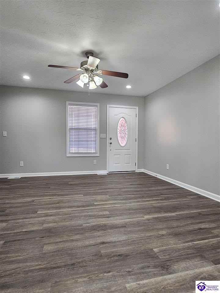 118 Twin Lakes Drive - Photo 5 of 45