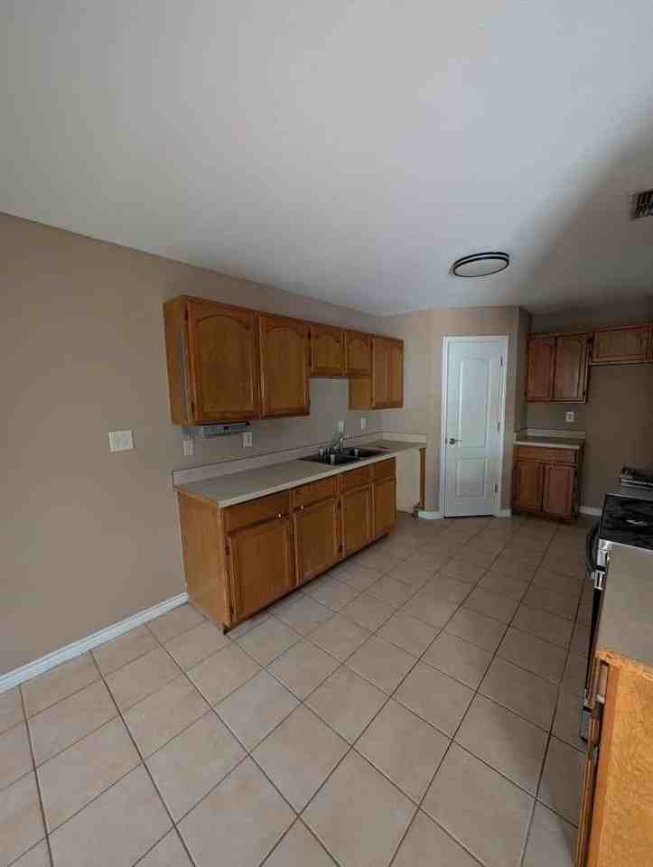 316 Cinnamon Teal Loop - Photo 7 of 11