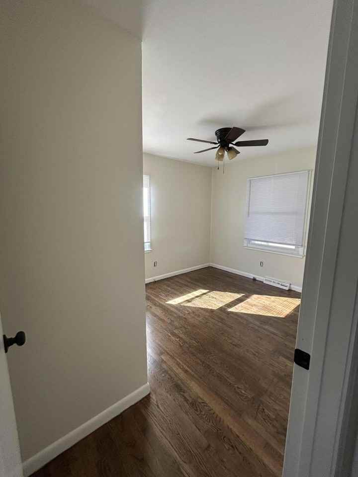 2209 Jasmine Dr - Photo 4 of 10