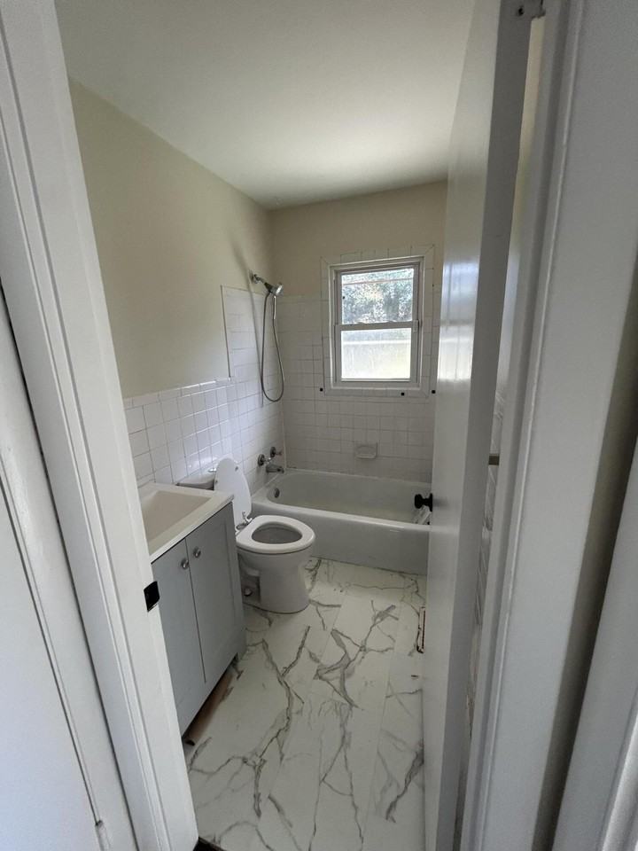 2209 Jasmine Dr - Photo 5 of 10