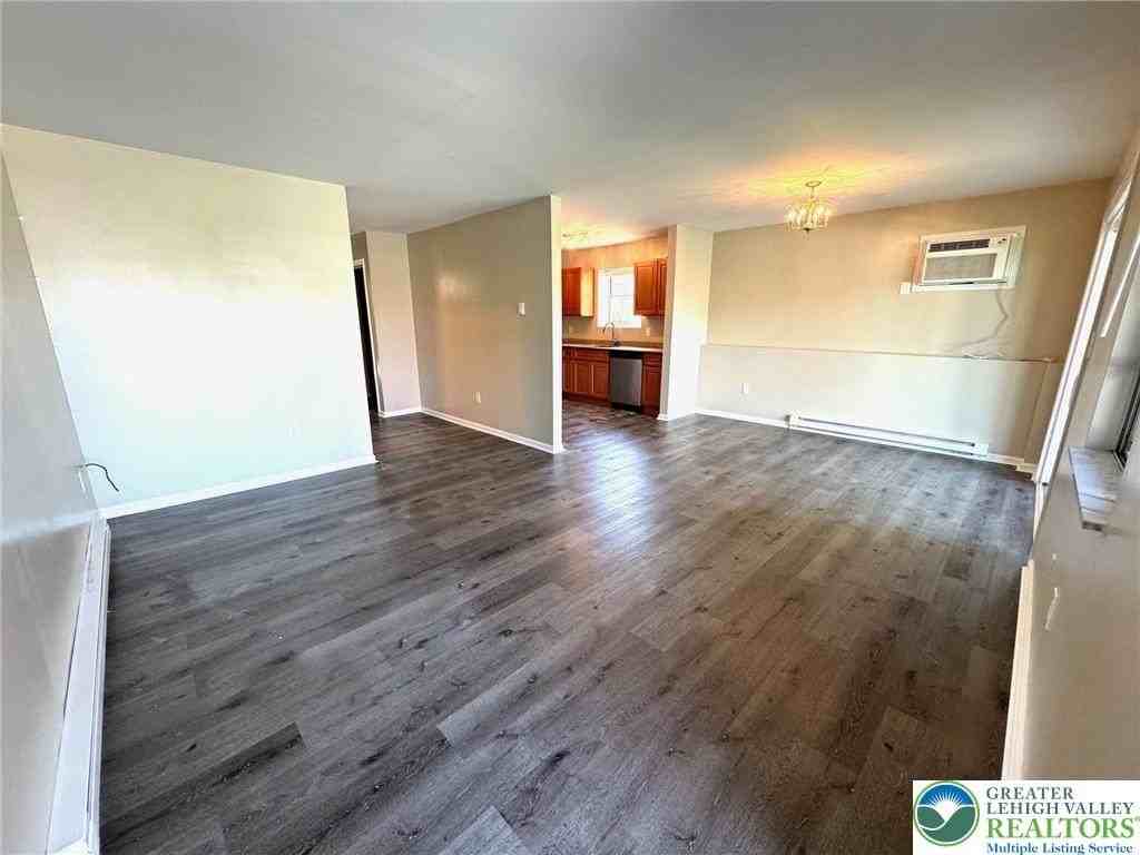 301 301 N Halstead Street unit: Apt#1 #1 - Photo 5 of 11