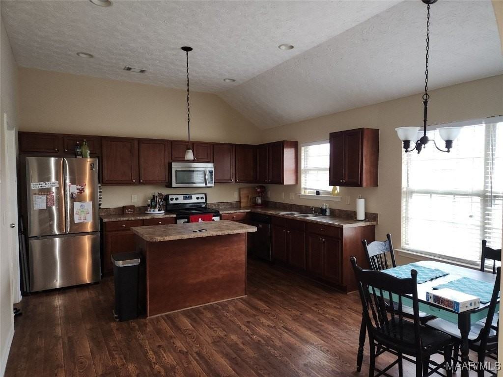 1804 Cotton Blossom Way - Photo 5 of 24