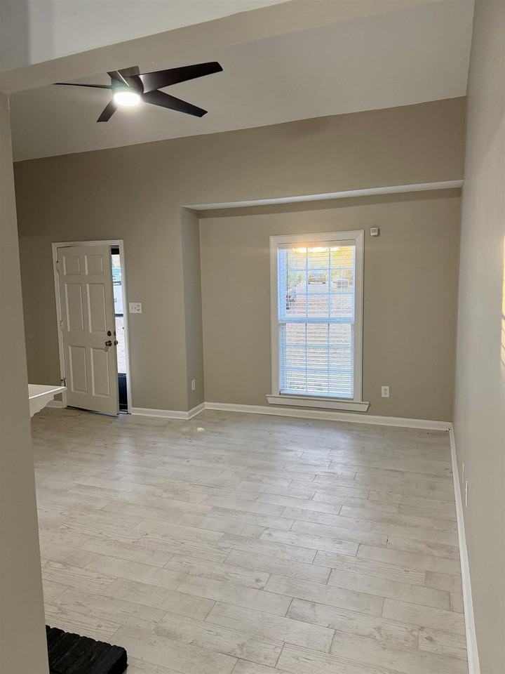 4834 Sturbridge Lane - Photo 2 of 13