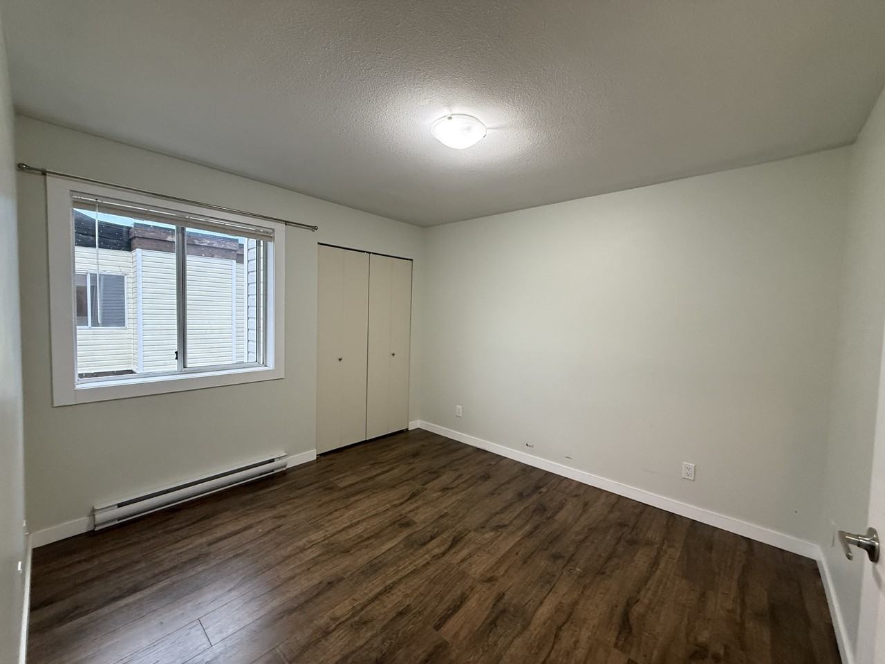 9461 301-9461 College St #1 - Photo 6 of 11