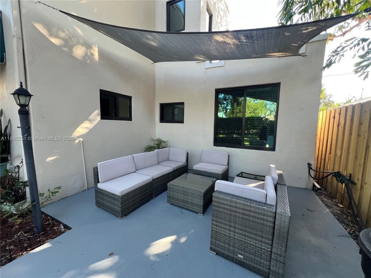 1534 Monroe St #FL2 - Photo 4 of 32