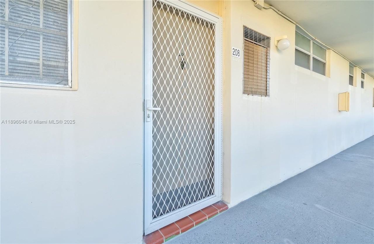 3020 Marcos Drive #S208 - Photo 6 of 30