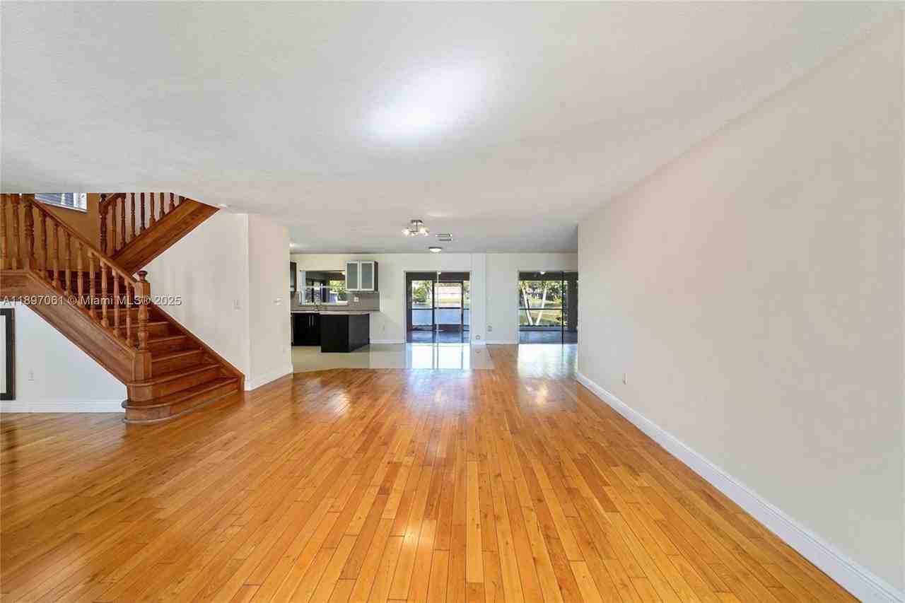 8881 Nw 189th Ter - Photo 7 of 50