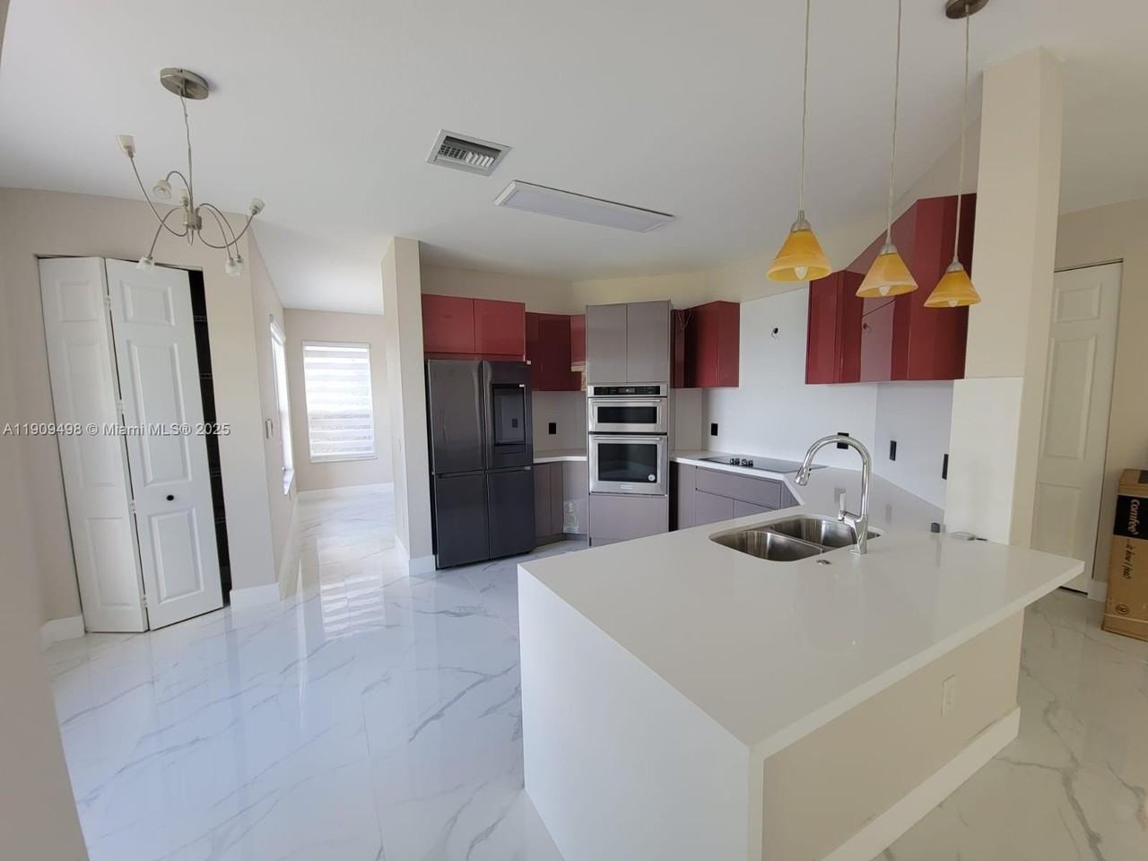 5337 Sw 183rd Ave #5337 - Photo 4 of 17