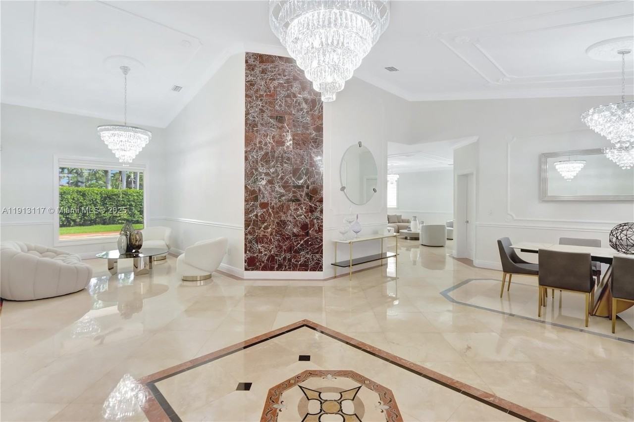 3191 Sw 133rd Ct - Photo 2 of 33