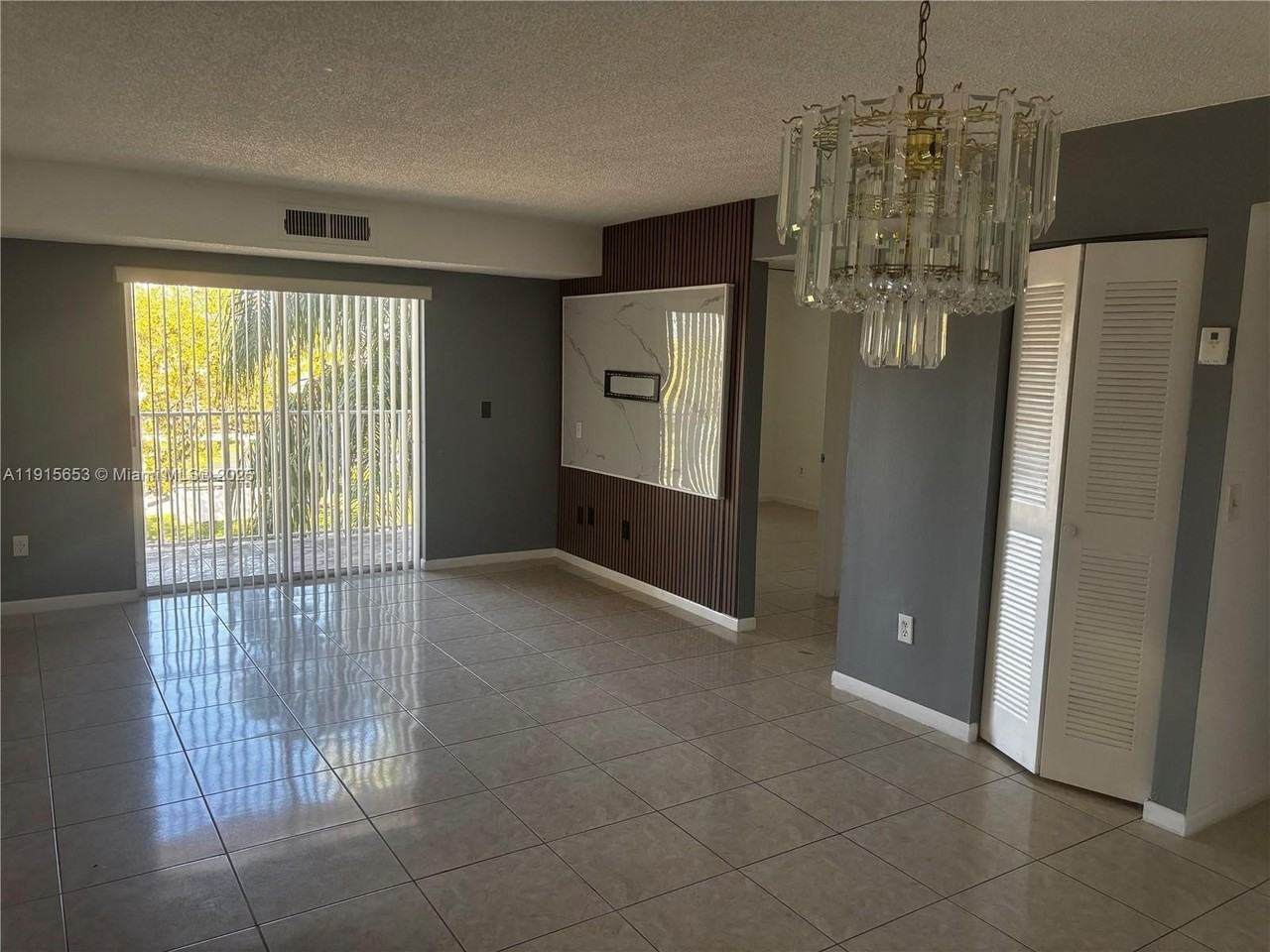 8240 Sw 210th St #201 - Photo 4 of 22