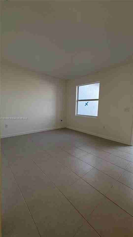 15600 Sw 276th Ter - Photo 2 of 15