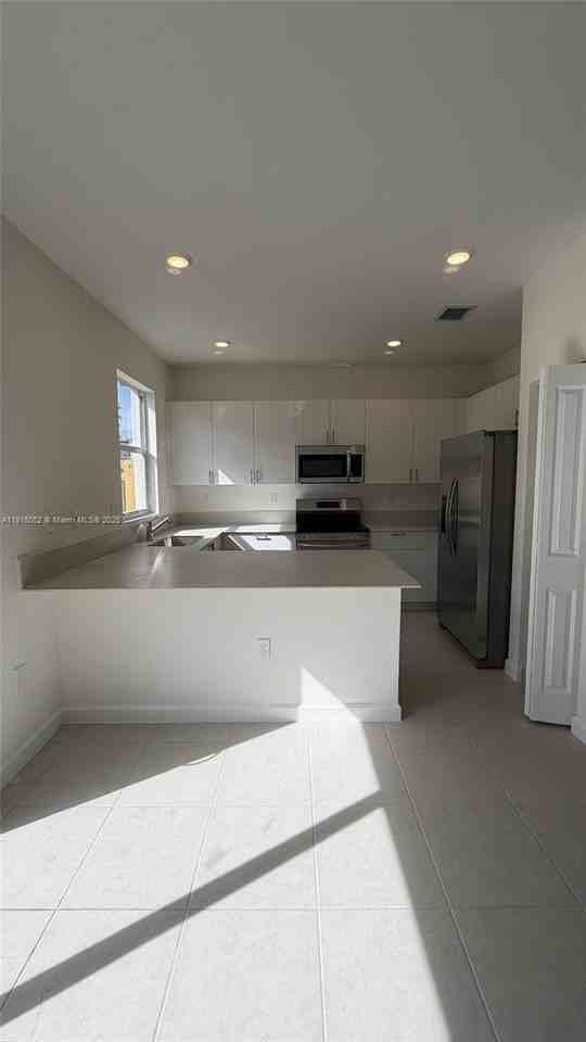 15600 Sw 276th Ter - Photo 5 of 15