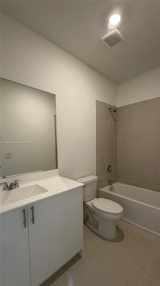 15584 Sw 276th Ter - Photo 4 of 10