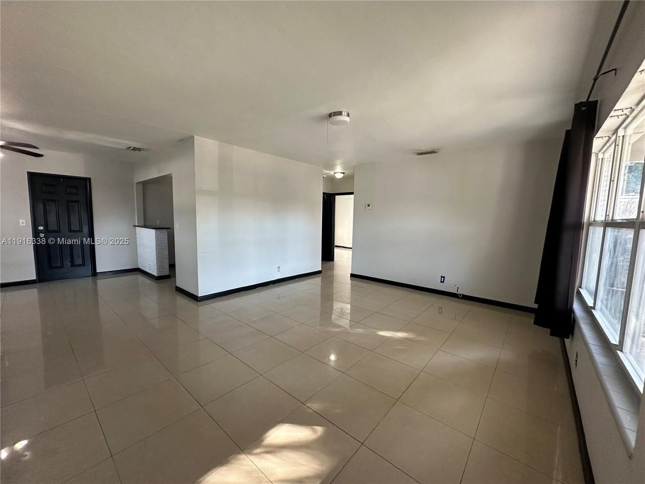 2421 N 57th Ter #0 - Photo 4 of 42