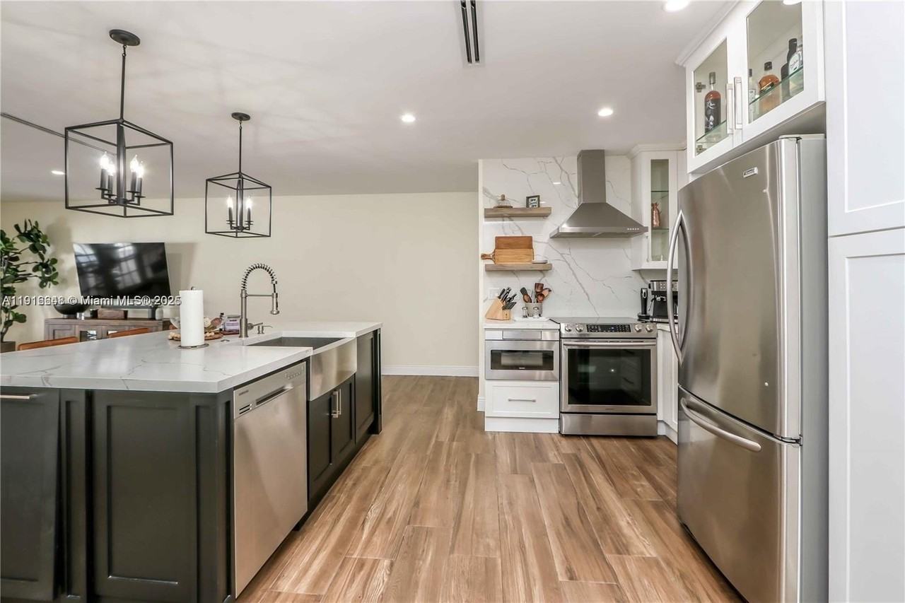 16509 Fox Den Ct - Photo 6 of 21