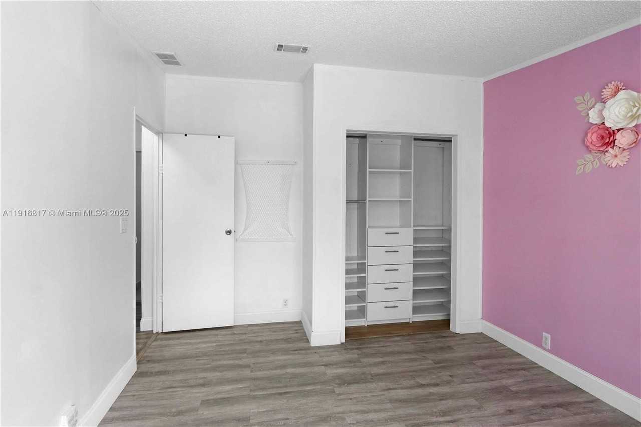 19800 Sw 180th Ave #29 - Photo 7 of 21