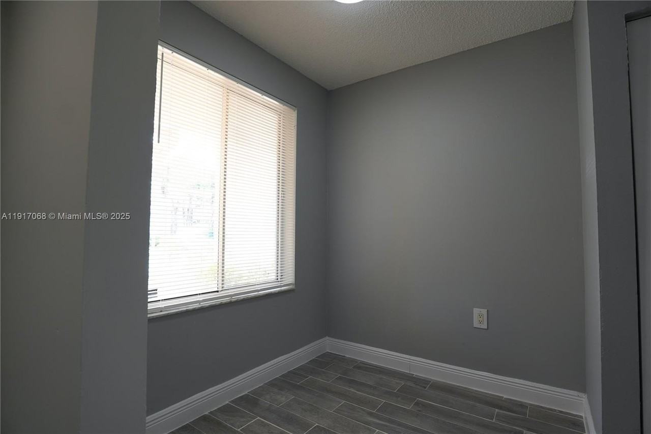 14104 Glenmoor Dr #14104 - Photo 6 of 19