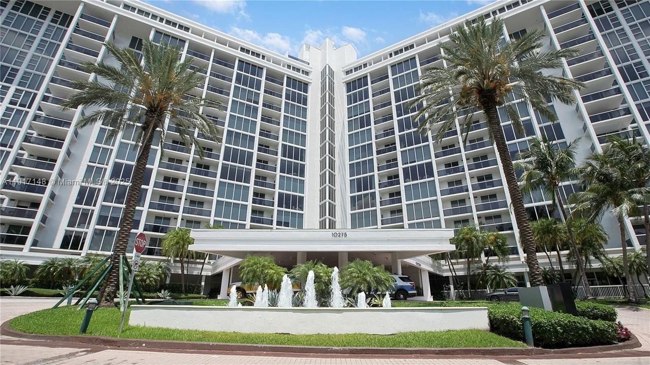 10275 Collins Ave #1505 - Photo 2 of 8