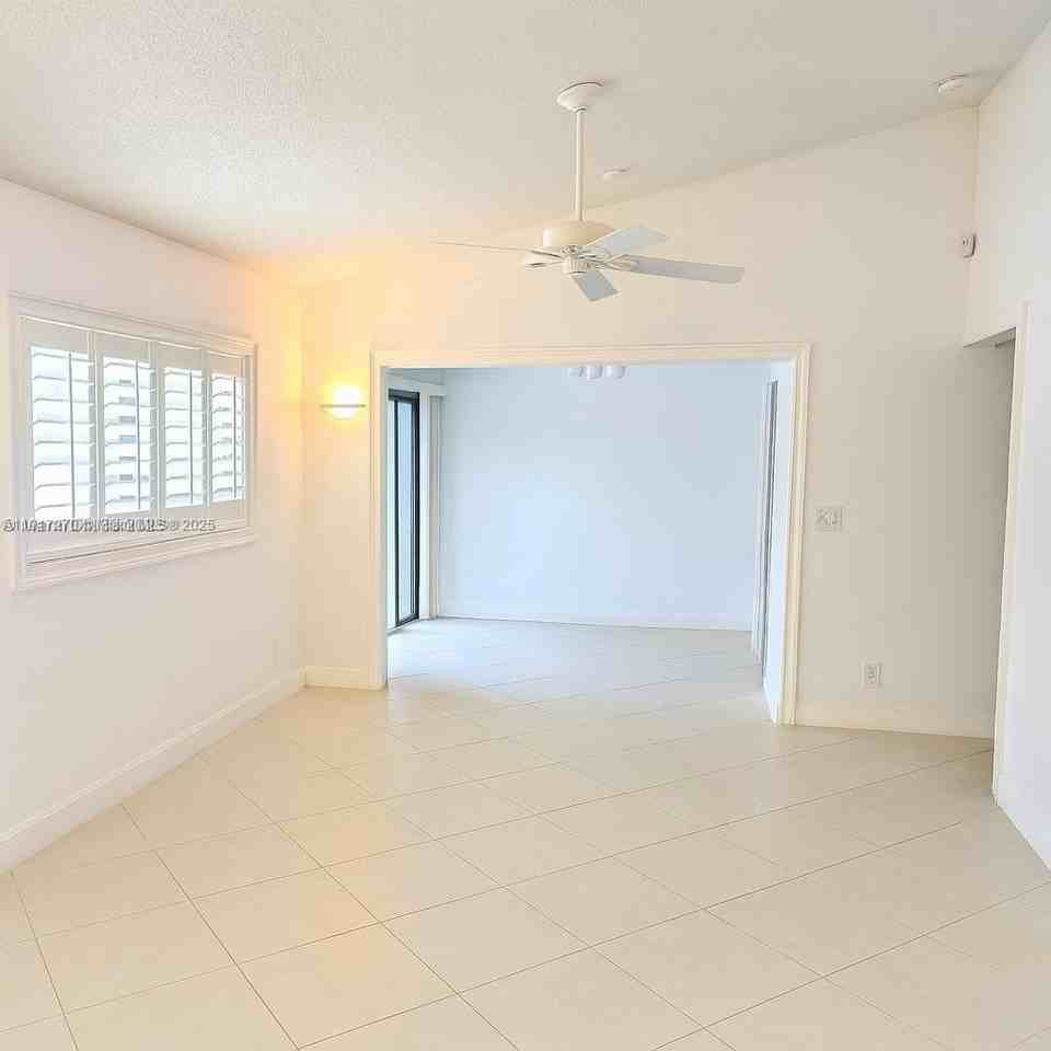 8190 Springtree Rd #8190 - Photo 7 of 23