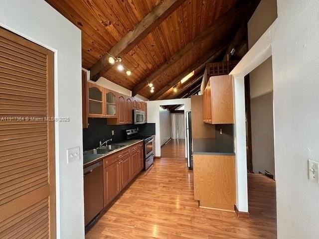 423 N University Dr #4-13 - Photo 3 of 20