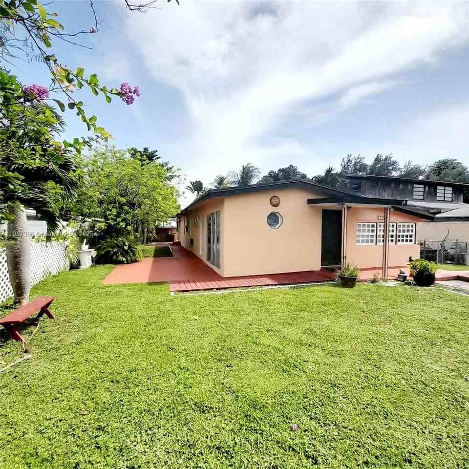 1830 Ne 175th St #1 - Photo 2 of 15