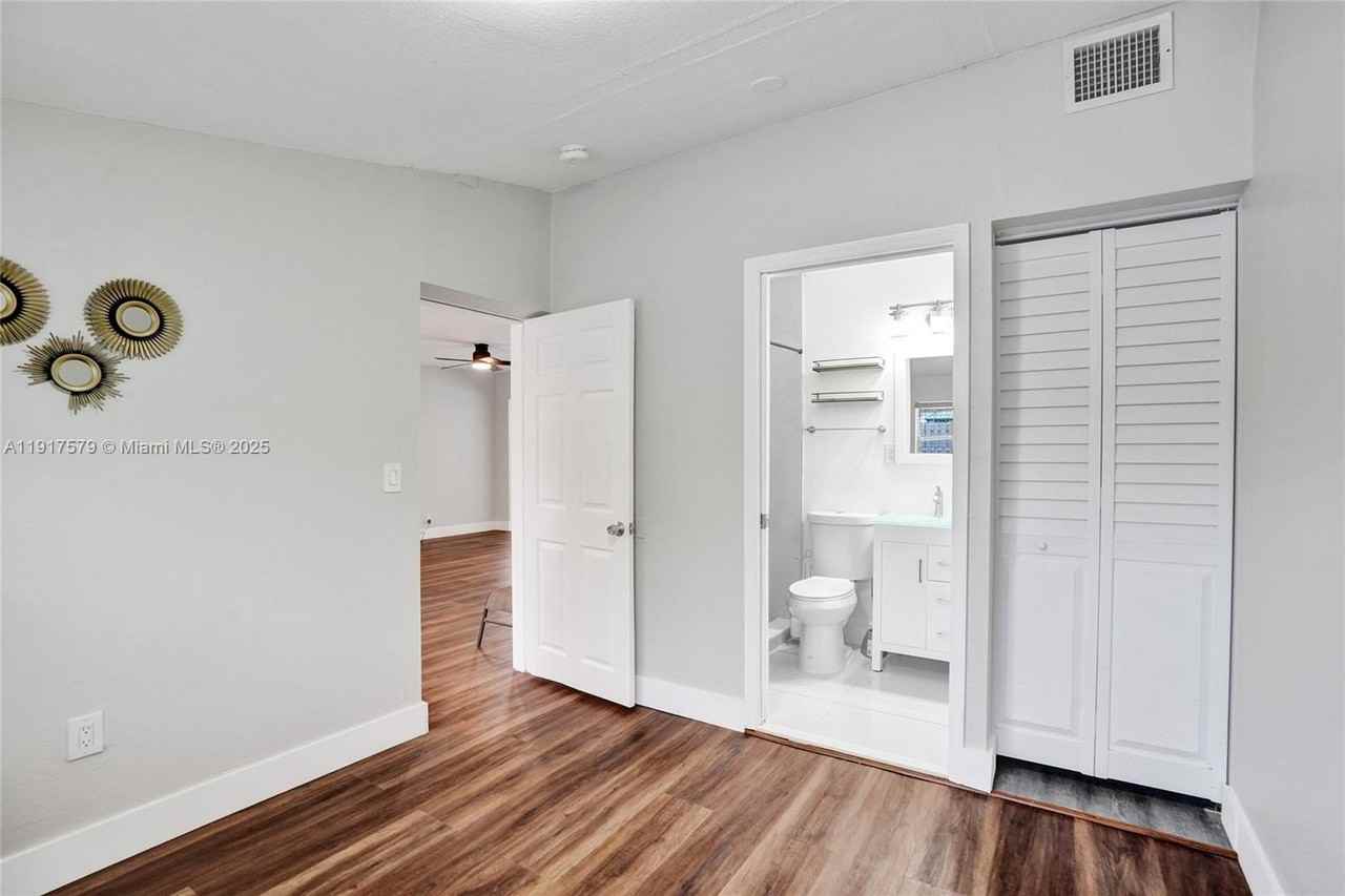 2281 Sw 15th St #0 - Photo 6 of 30