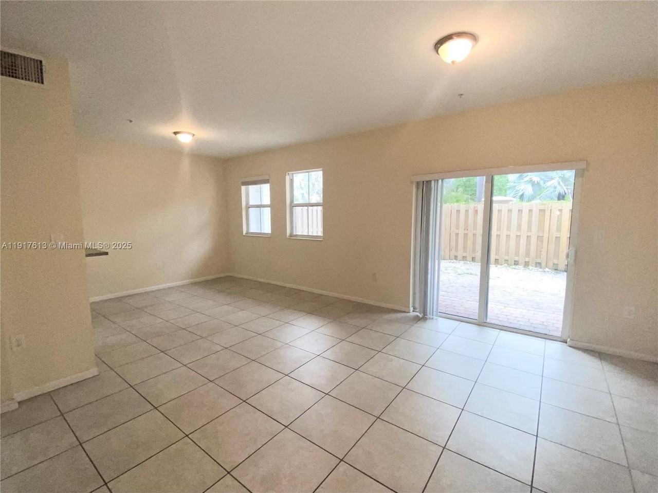 8740 Nw 97th Ave #105 - Photo 5 of 19