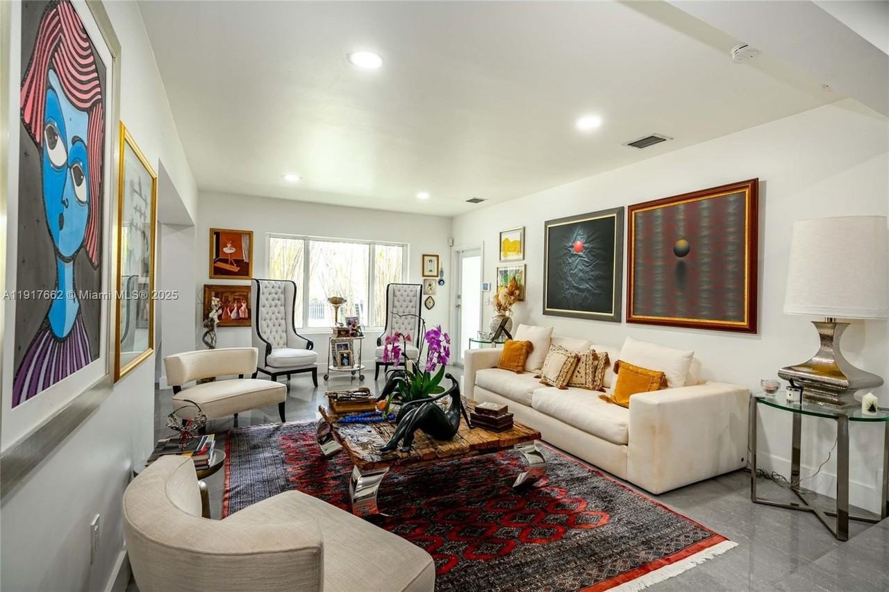 1360 Sw 16th St - Photo 4 of 35