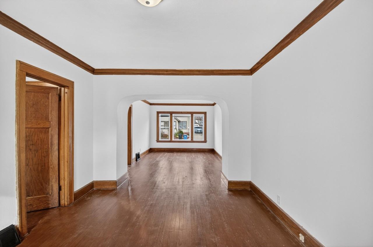 1927 Harriet St - Photo 7 of 25