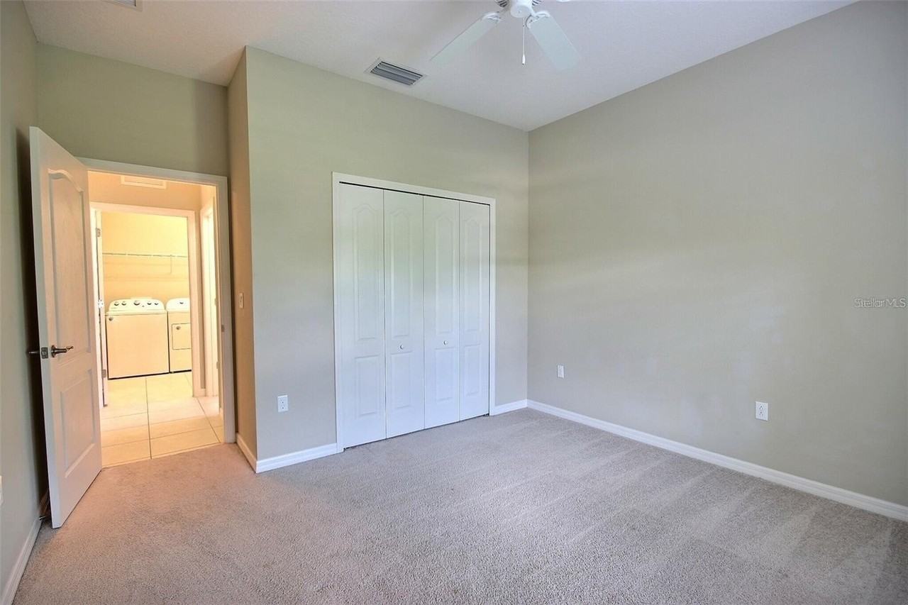 12136 Whisper Lake Dr - Photo 4 of 33