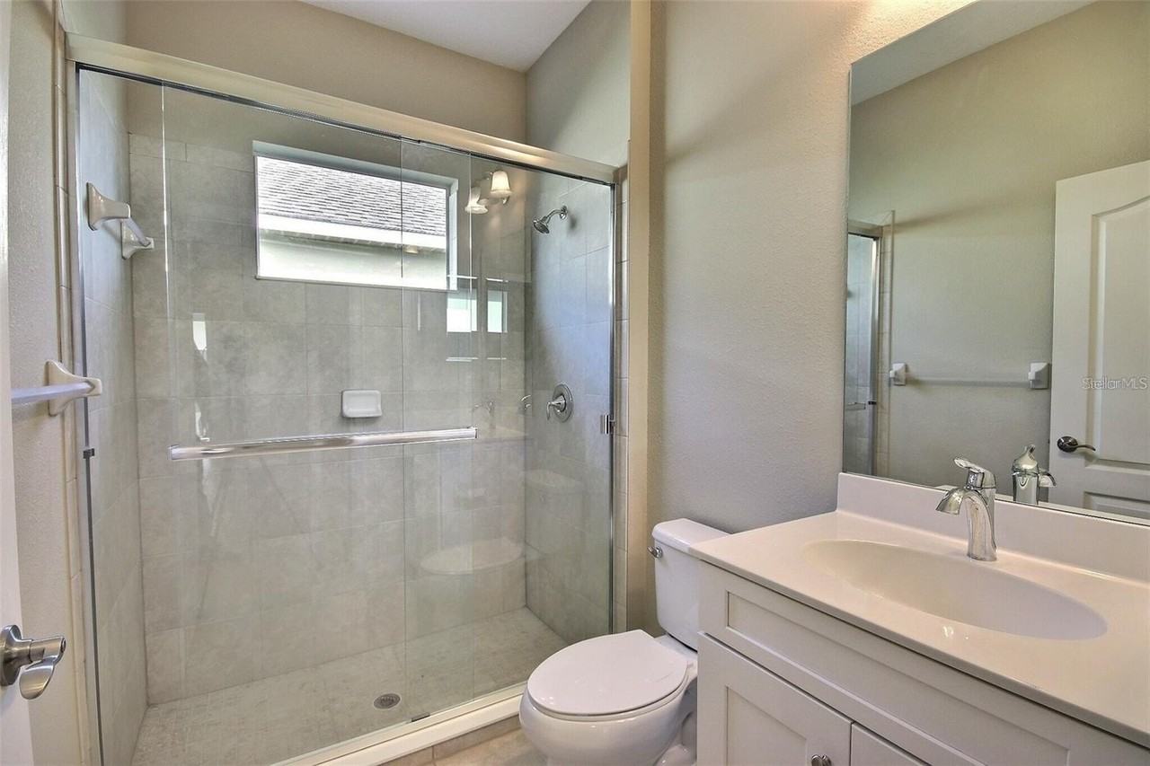 12136 Whisper Lake Dr - Photo 5 of 33