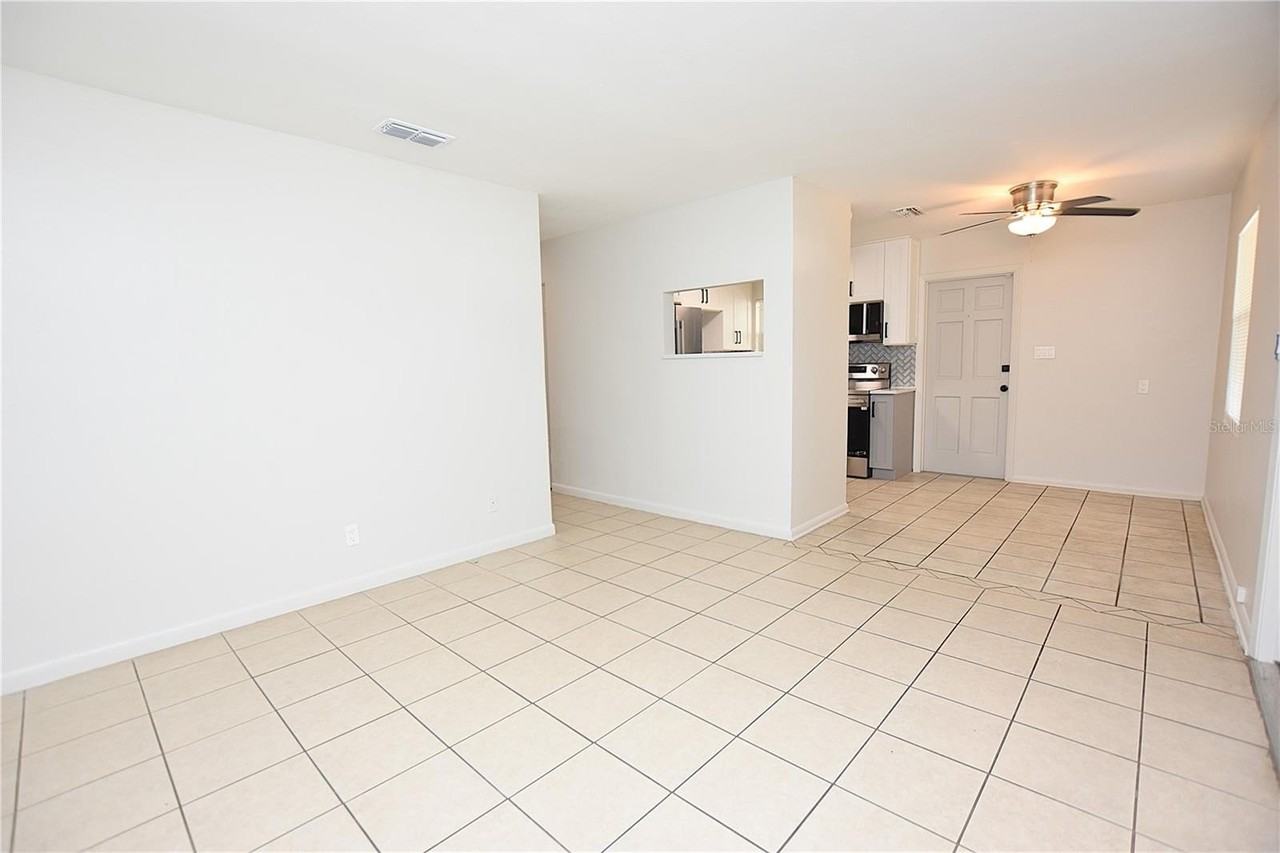 118 Flamingo Dr - Photo 6 of 37