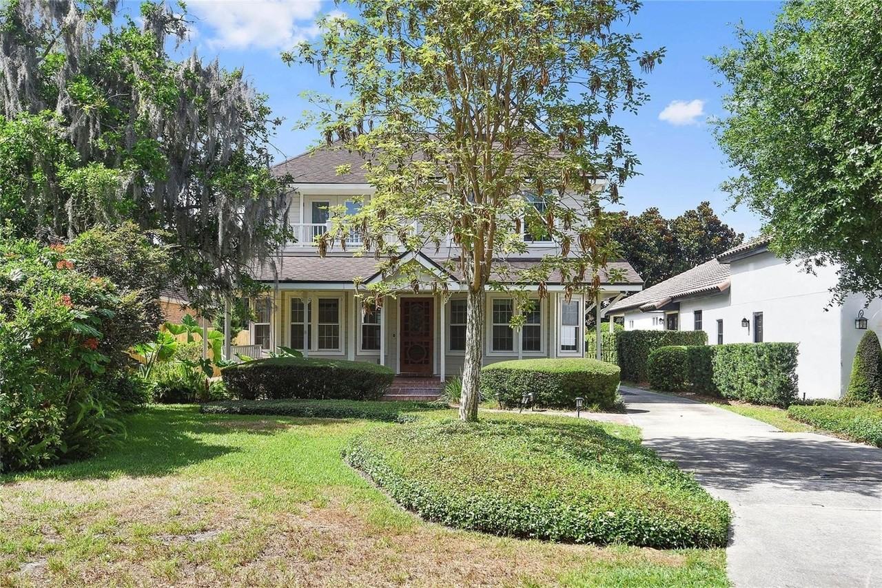 1580 Oakhurst Ave - Photo 3 of 36