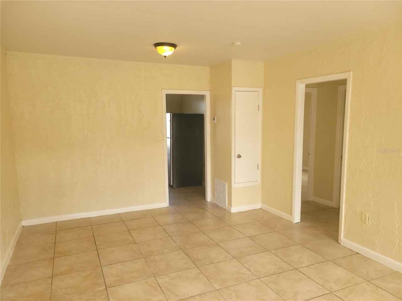 508 Booker St - Photo 4 of 24