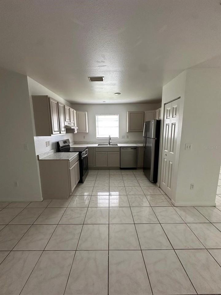 3533 Cemetery Rd - Photo 7 of 20