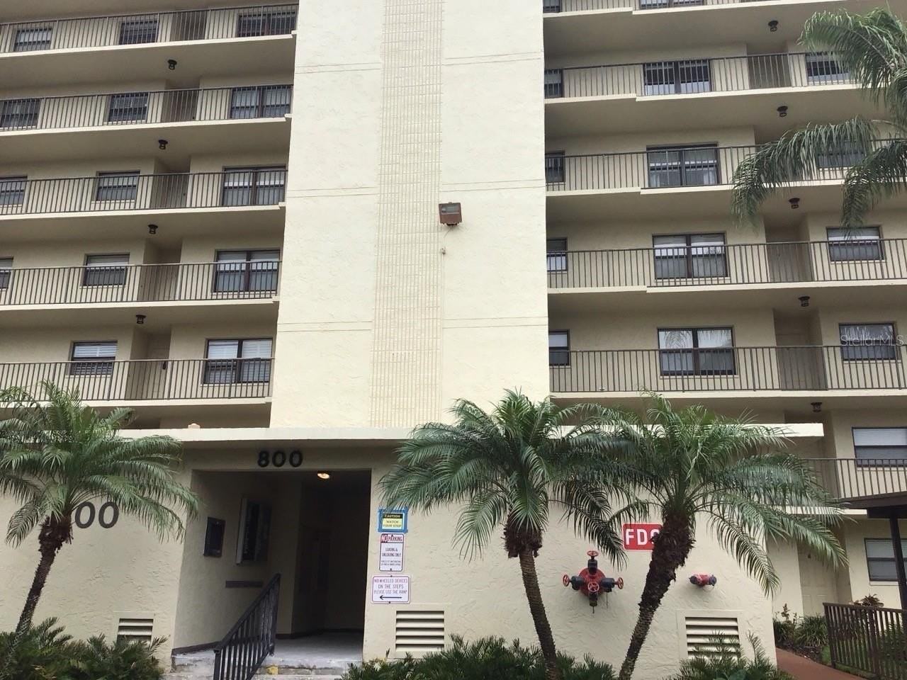 800 Cove Cay Drive #5D