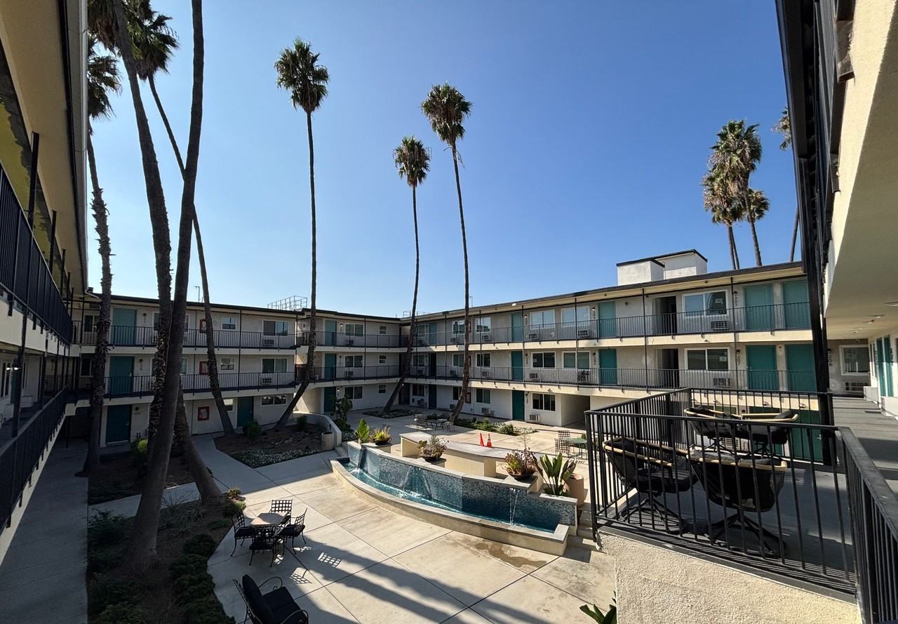 The Jade - Photo 2 of 12