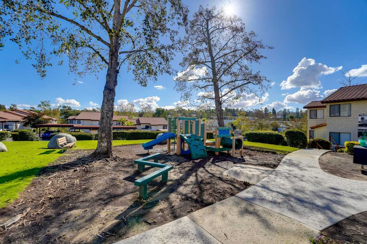 Sycamore Hills Village Apartments - Photo 6 of 18