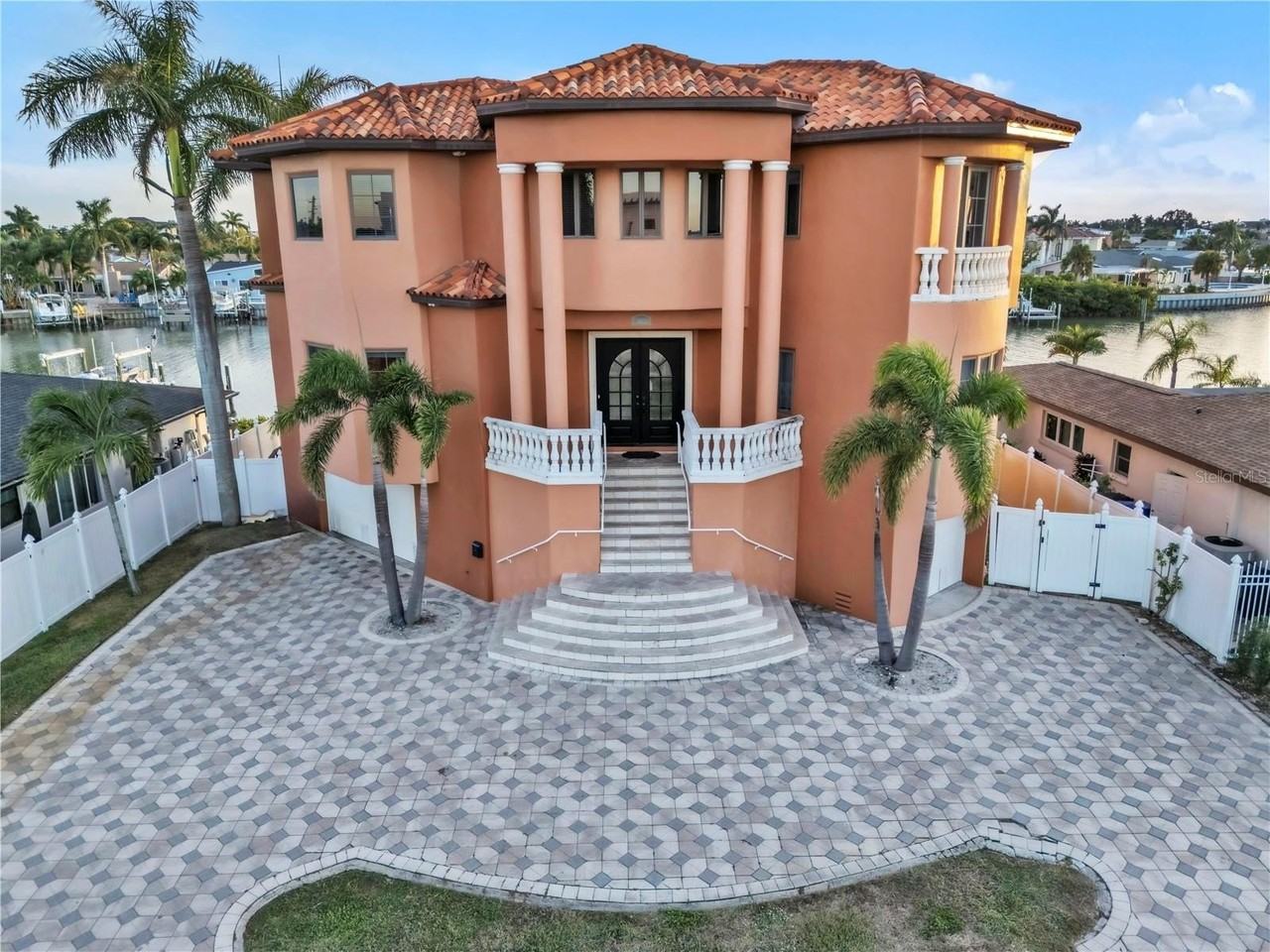 7924 3rd Ave S - Photo 2 of 50