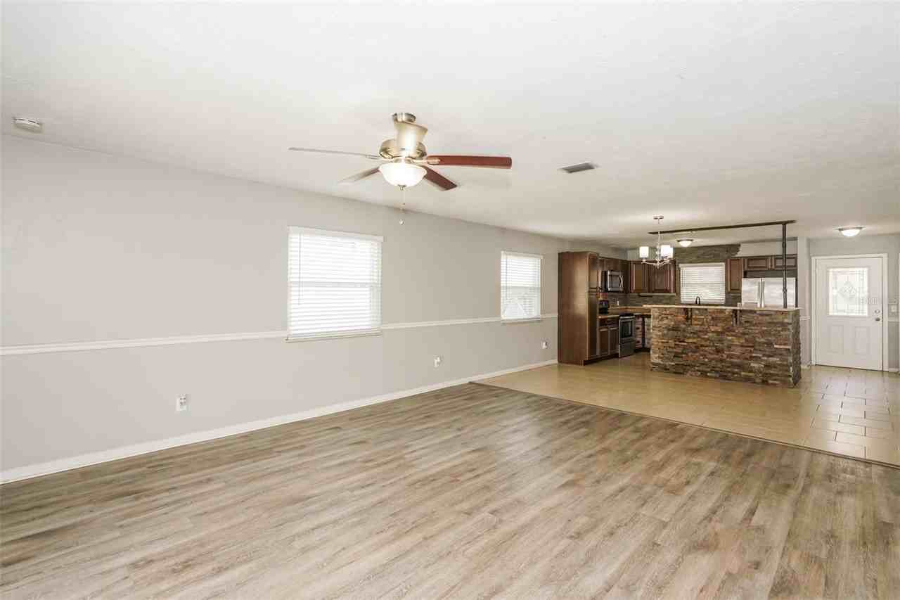 2510 Yule Tree Drive - Photo 3 of 13