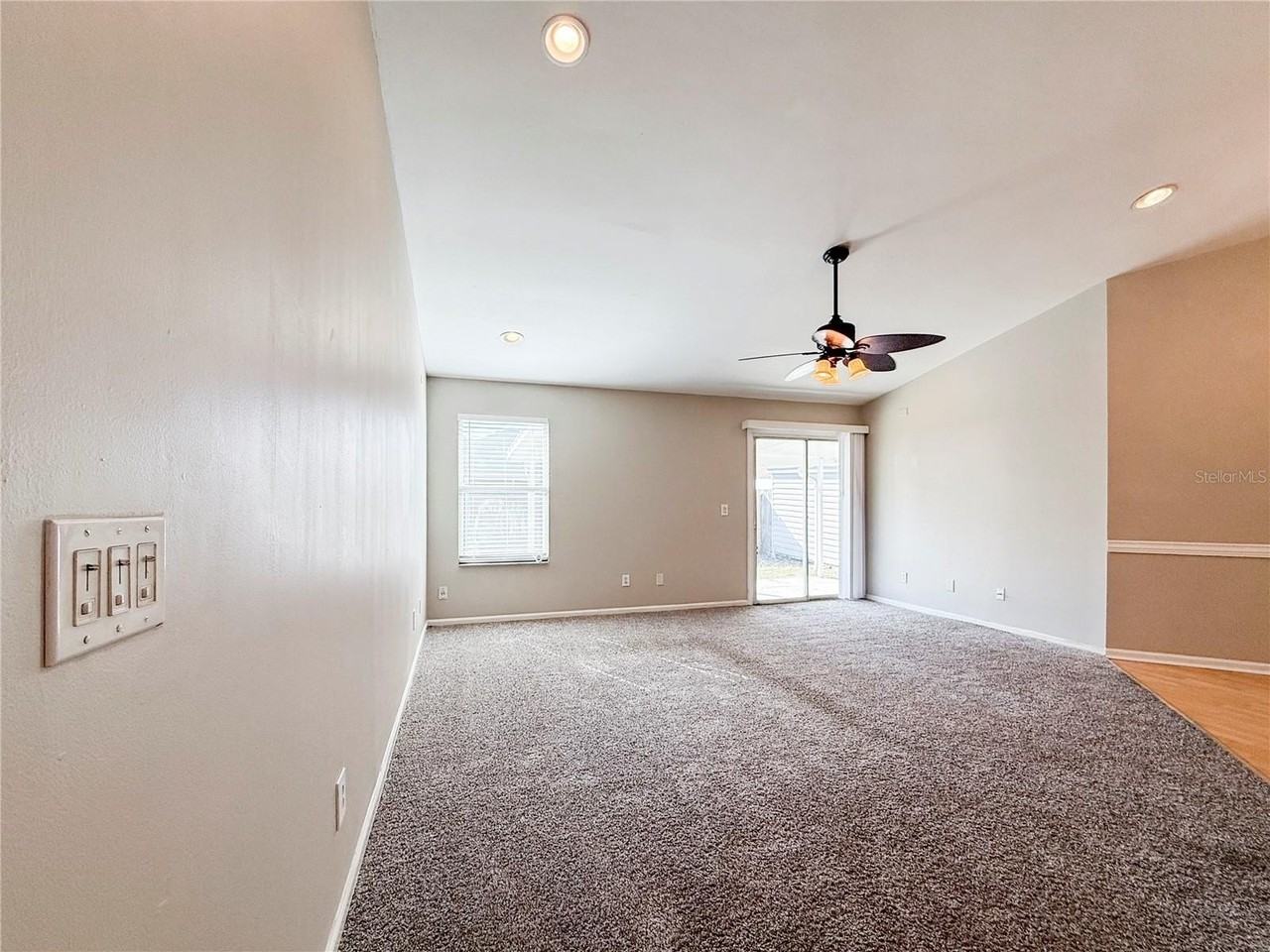 3362 Guernsey Ct - Photo 2 of 16