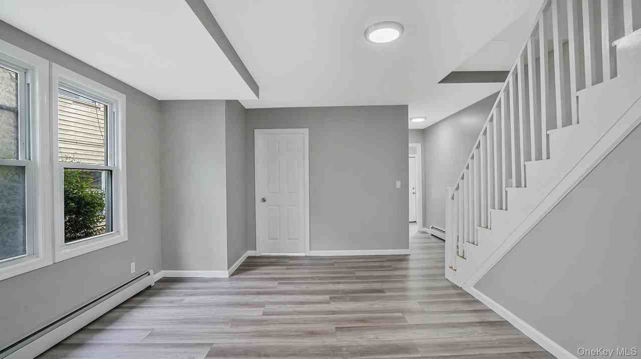 103 3rd Ave - Photo 7 of 18