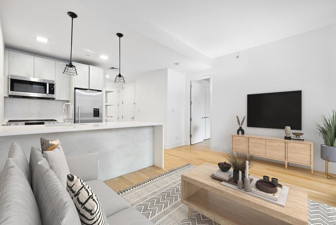 21-10 44th Drive #D2 - Photo 5 of 15