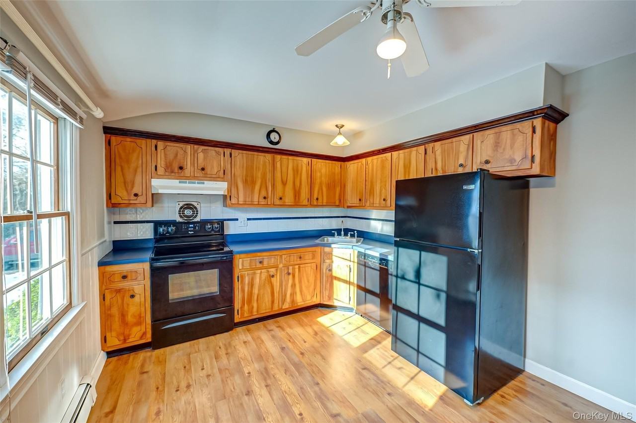 13A Homeland Dr - Photo 7 of 19