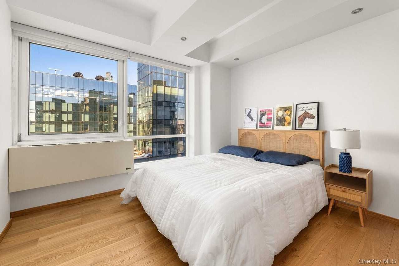 440 Kent Ave Apt 22b #22B - Photo 4 of 17