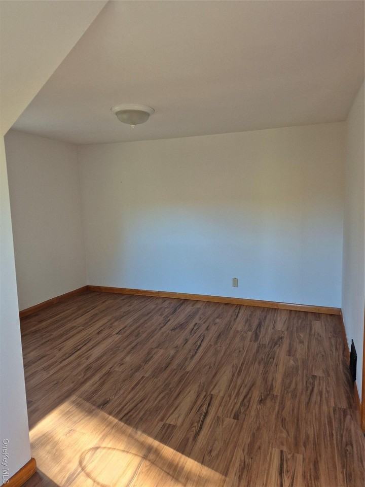 1665 State Route 209 - Photo 7 of 13